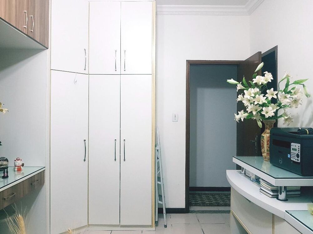 Casa, 4 quartos, 215 m² - Foto 1