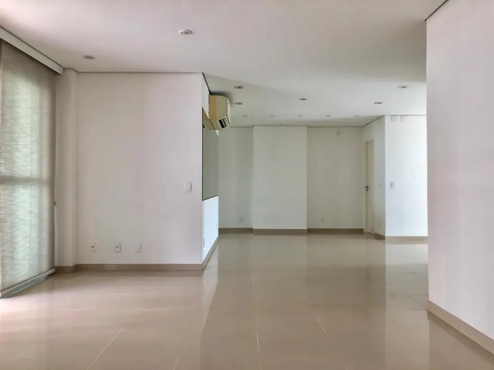 Apartamento, 3 quartos, 178 m² - Foto 2