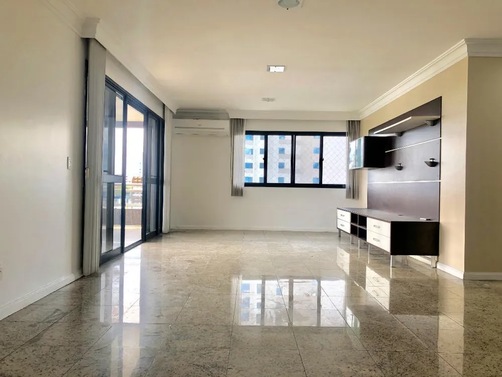 Apartamento, 4 quartos, 251 m² - Foto 2
