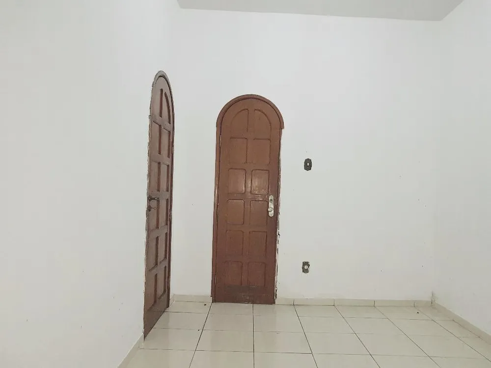Casa, 3 quartos, 300 m² - Foto 8