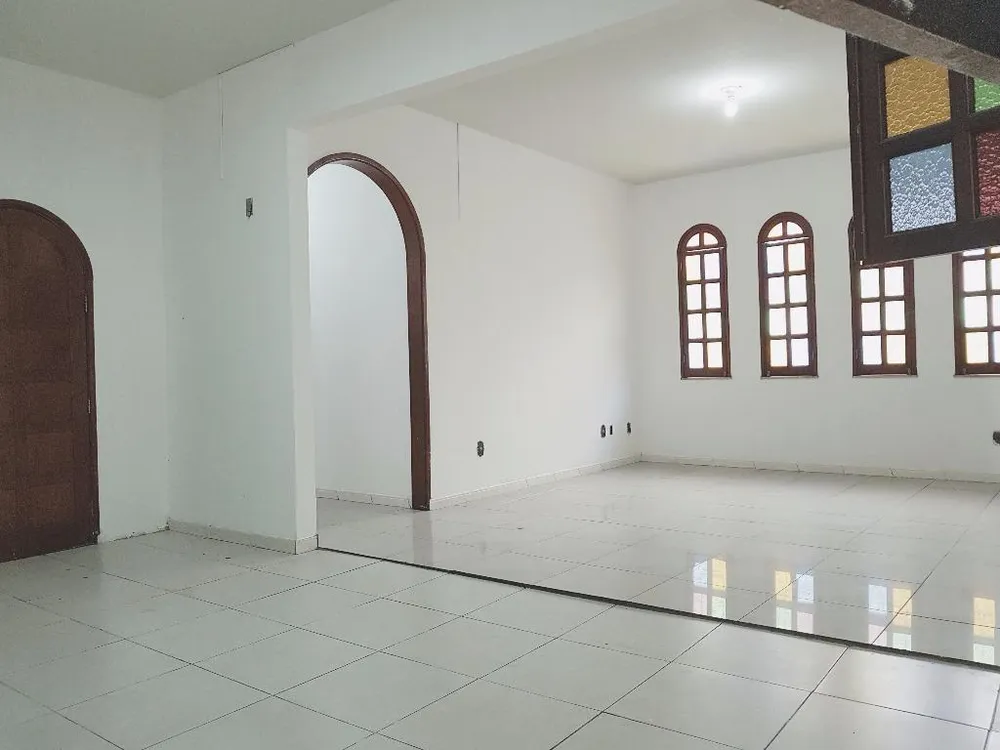Casa, 3 quartos, 300 m² - Foto 2