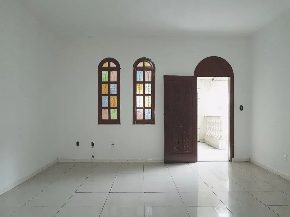 Casa, 3 quartos, 300 m² - Foto 1