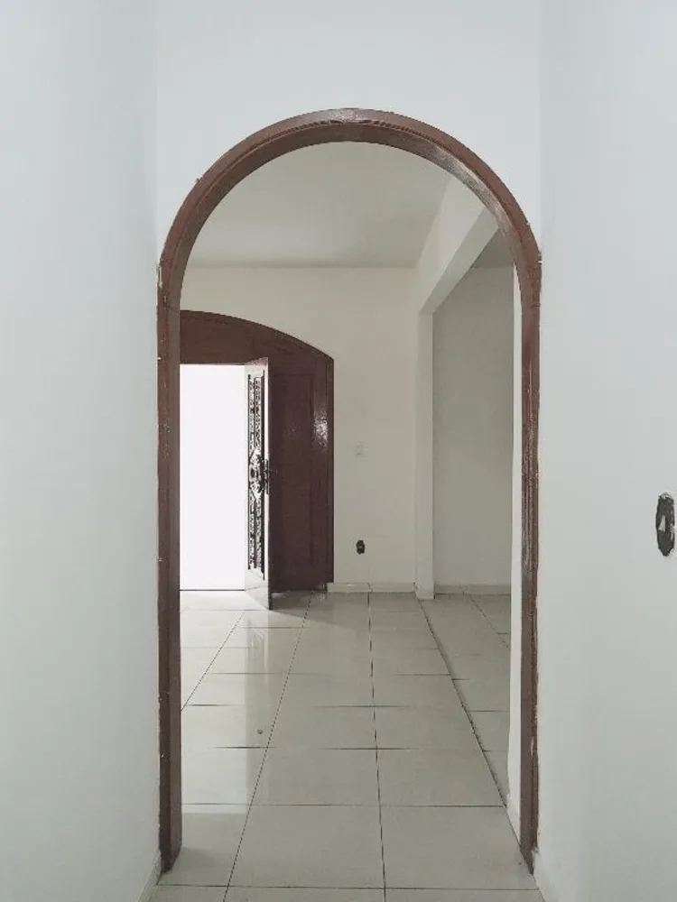 Casa, 3 quartos, 300 m² - Foto 3