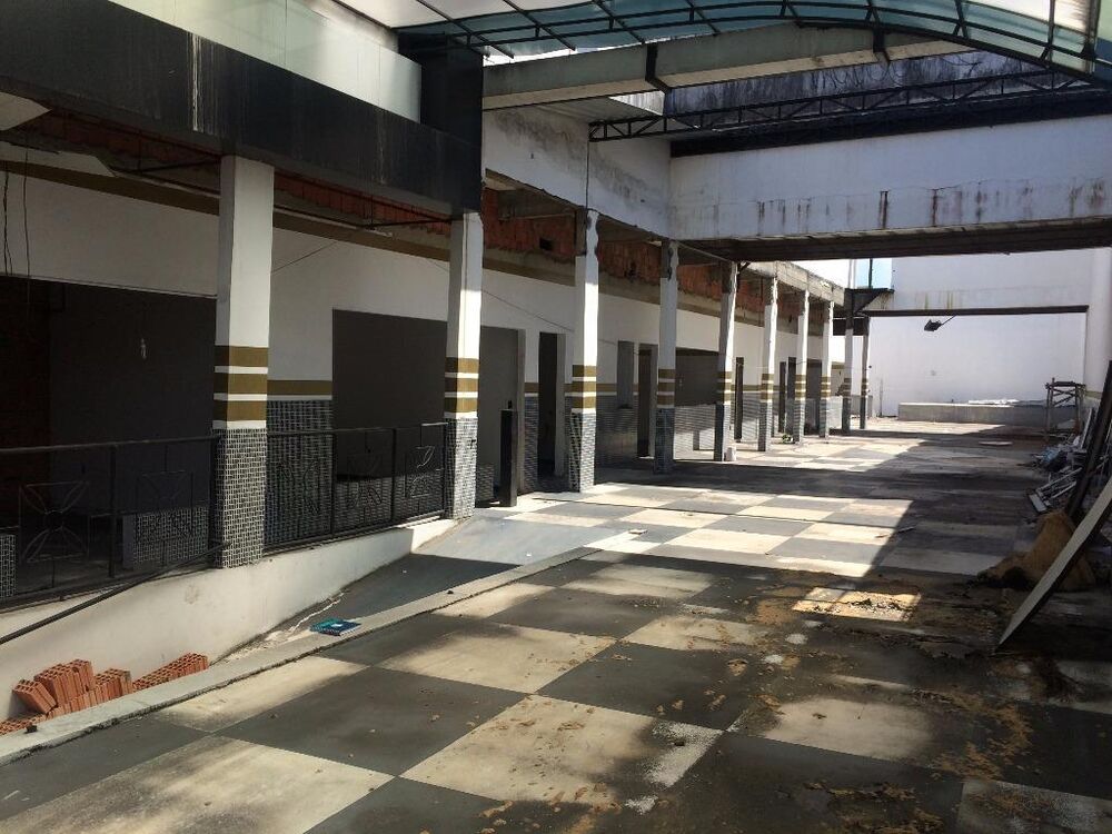 Prédio Inteiro à venda, 650m² - Foto 2