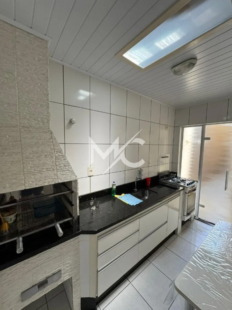 Casa, 3 quartos, 166 m² - Foto 2
