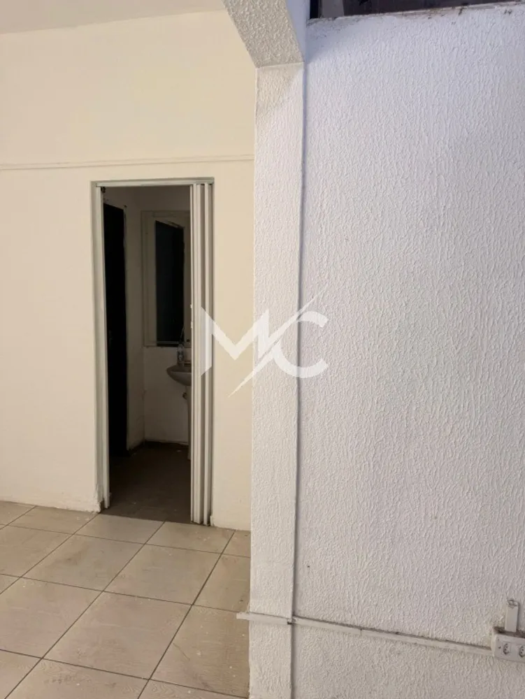 Depósito-Galpão, 900 m² - Foto 1