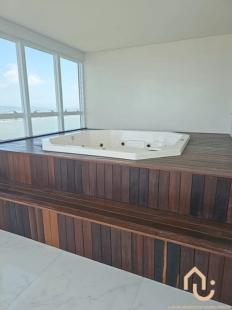 Cobertura, 4 quartos, 258 m² - Foto 13
