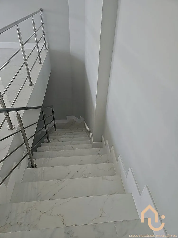 Cobertura, 4 quartos, 258 m² - Foto 2