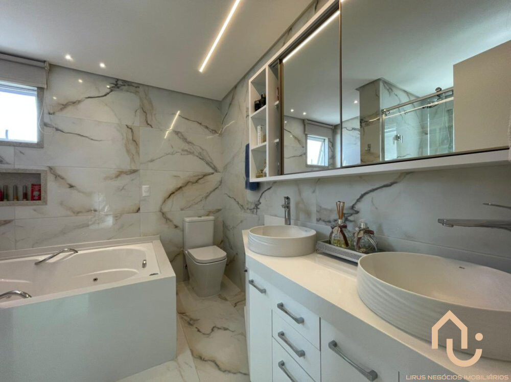 Apartamento, 3 quartos, 174 m² - Foto 2