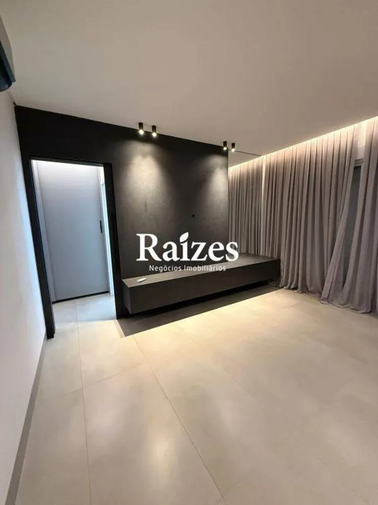 Apartamento, 3 quartos, 198 m² - Foto 1