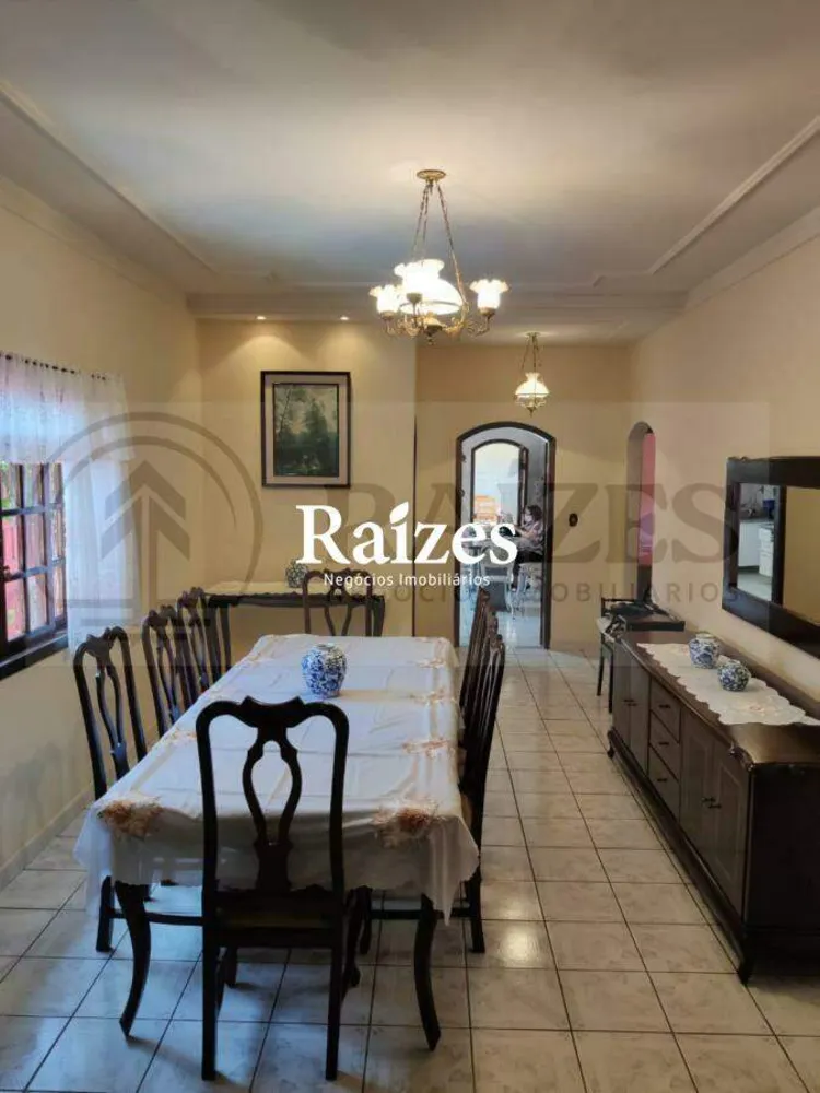 Casa, 3 quartos, 360 m² - Foto 2