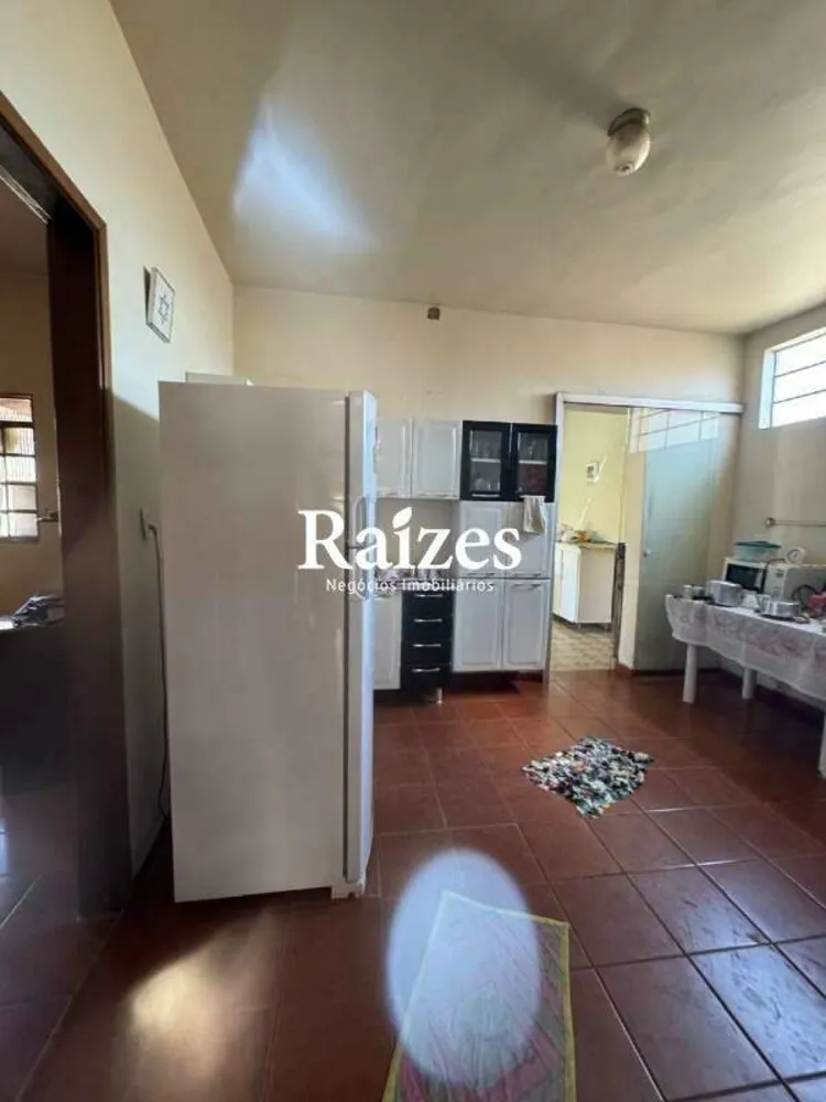 Casa, 3 quartos, 172 m² - Foto 4