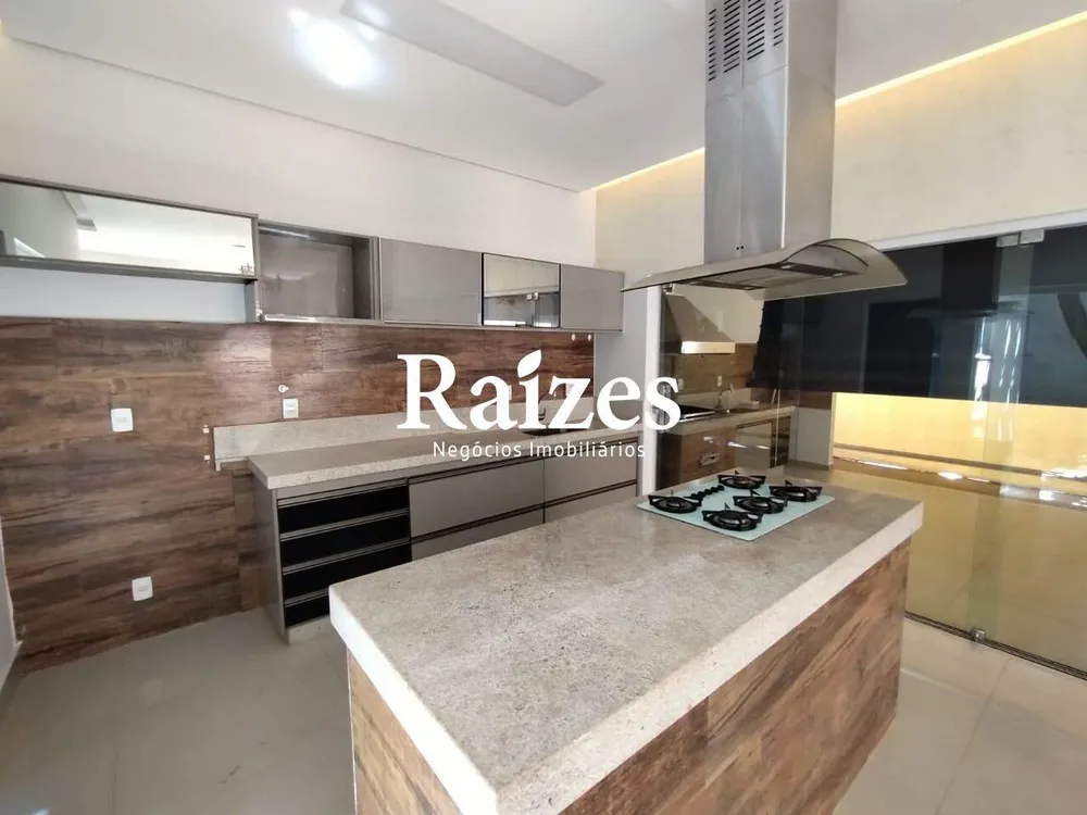 Casa, 3 quartos, 290 m² - Foto 4