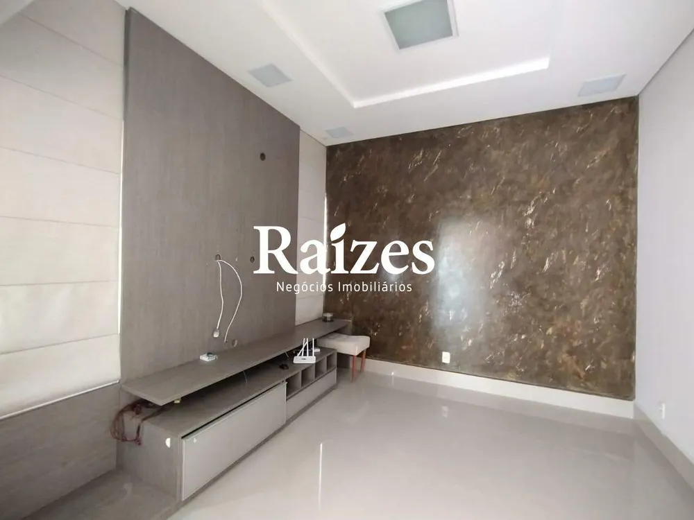 Casa, 3 quartos, 290 m² - Foto 1