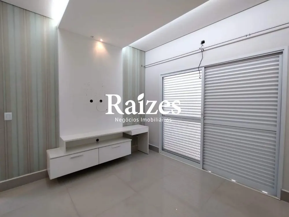Casa, 3 quartos, 290 m² - Foto 3