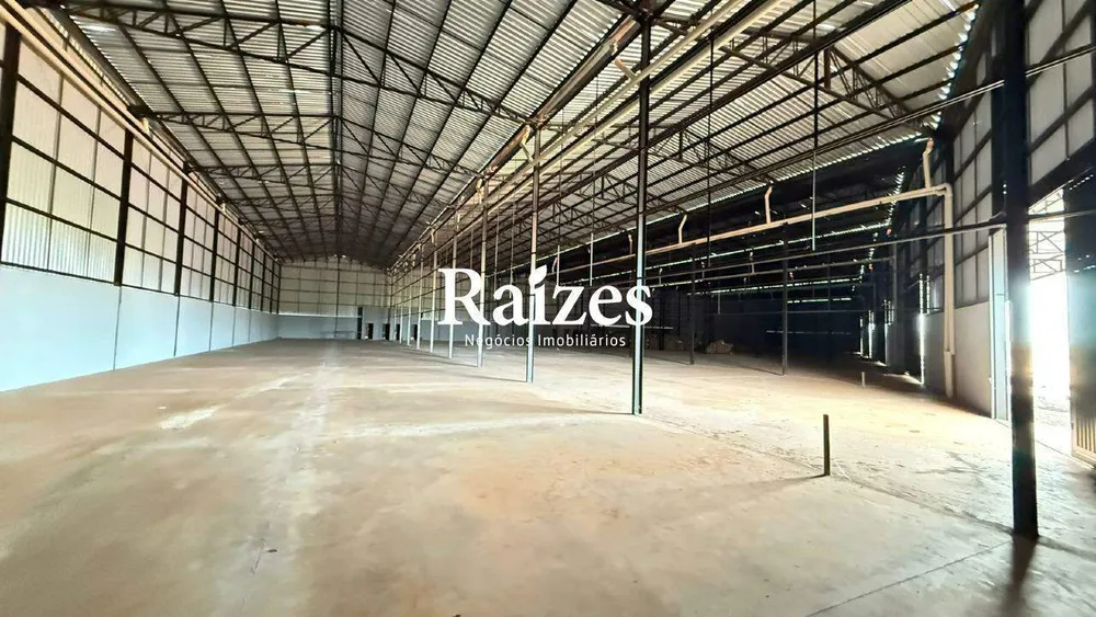 Depósito-Galpão, 820 m² - Foto 1