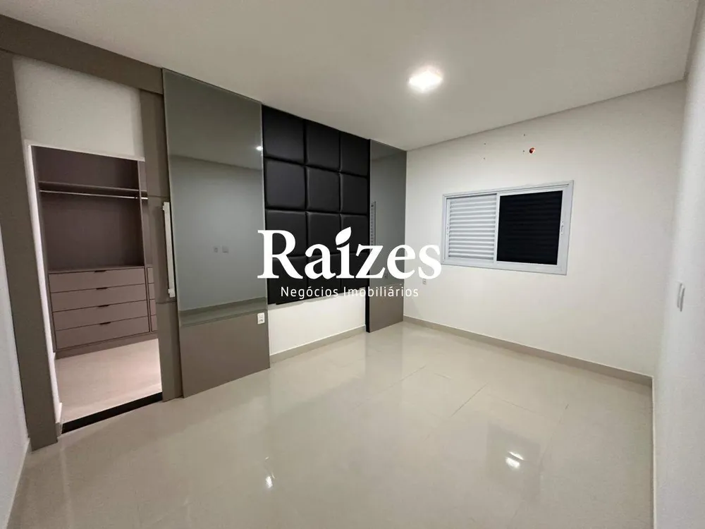 Casa, 3 quartos, 230 m² - Foto 4