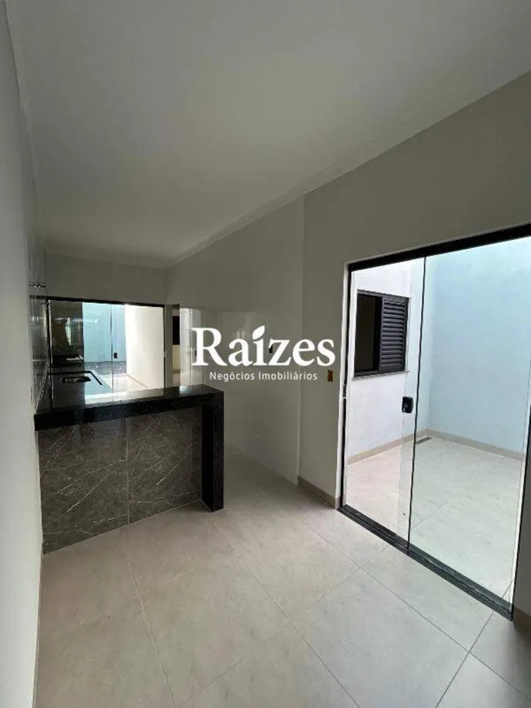 Casa, 3 quartos, 76 m² - Foto 1
