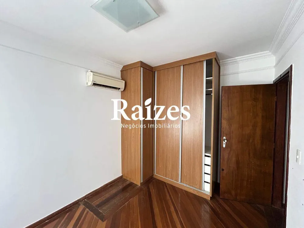 Casa, 4 quartos, 393 m² - Foto 2