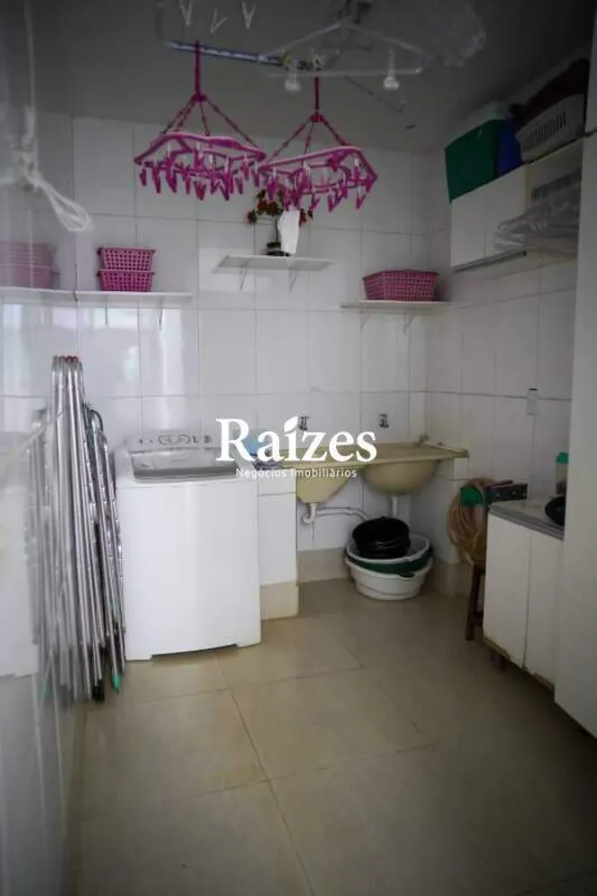 Casa, 3 quartos, 250 m² - Foto 4