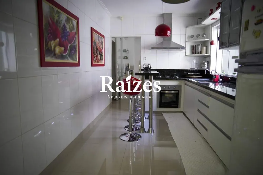 Casa, 3 quartos, 250 m² - Foto 3