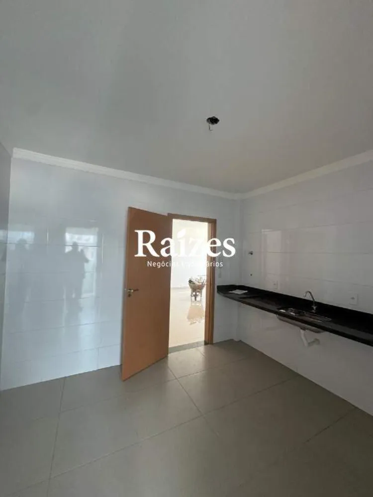 Cobertura, 3 quartos, 156 m² - Foto 2
