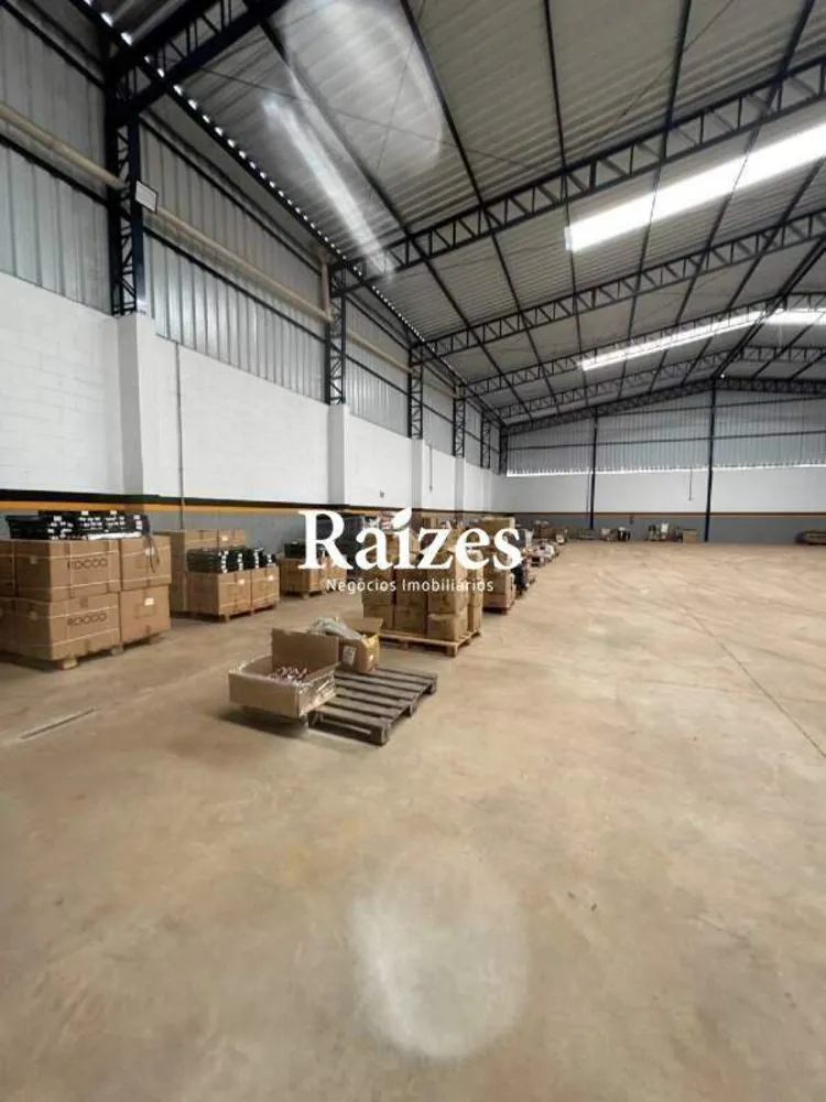 Depósito-Galpão, 1050 m² - Foto 2