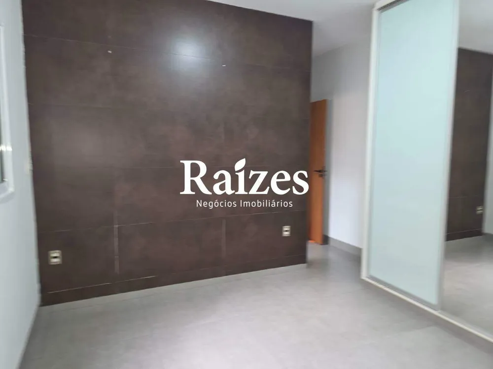 Casa, 3 quartos, 335 m² - Foto 3