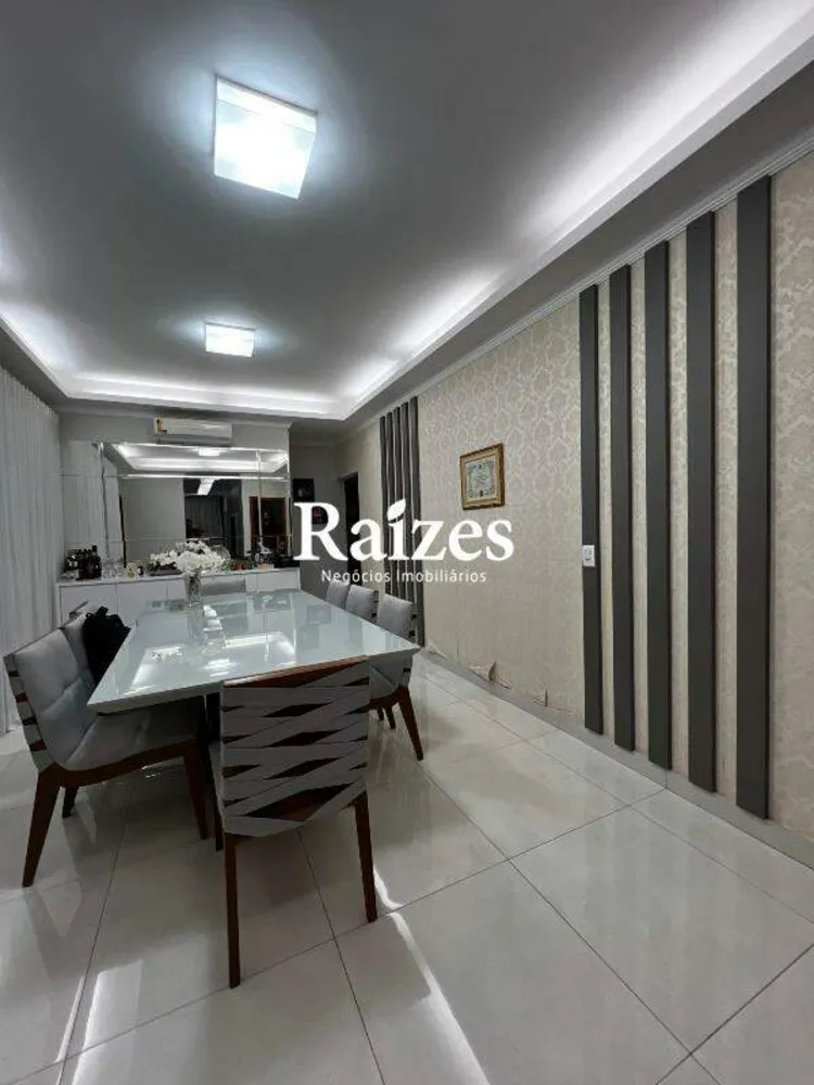 Casa, 3 quartos, 235 m² - Foto 3