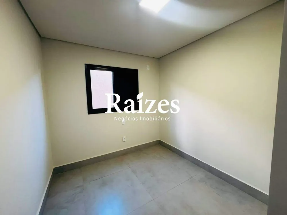 Casa, 4 quartos, 145 m² - Foto 1