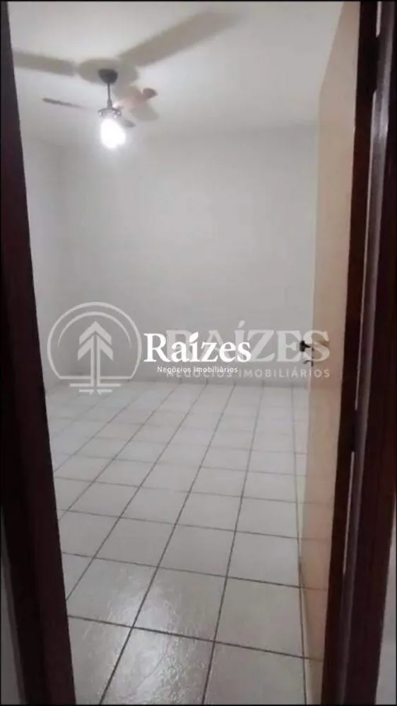 Casa, 3 quartos, 265 m² - Foto 17