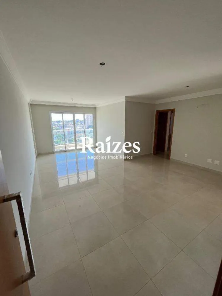 Apartamento, 3 quartos, 100 m² - Foto 1
