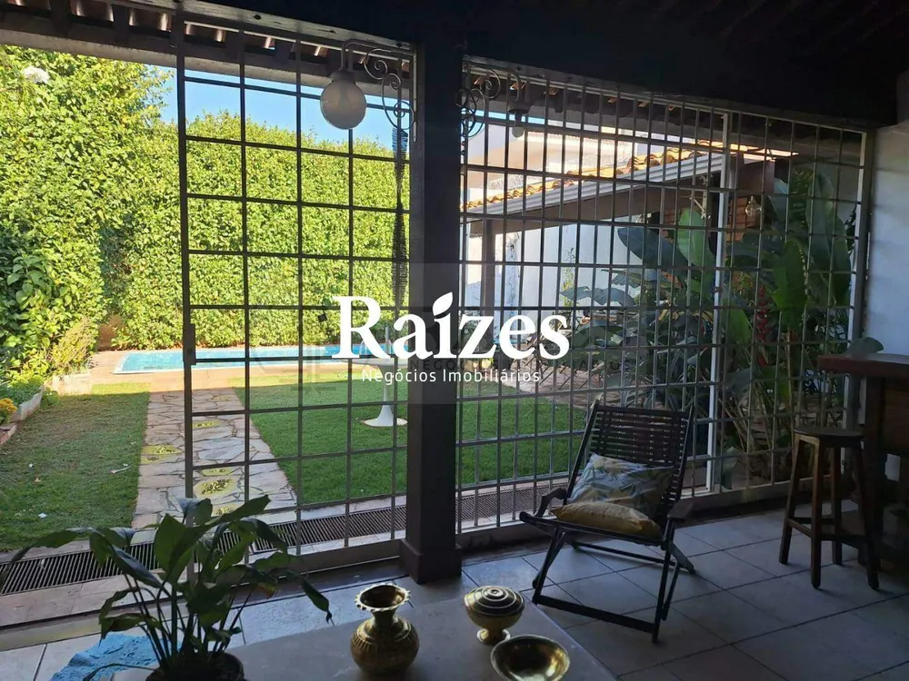 Casa, 4 quartos, 200 m² - Foto 1