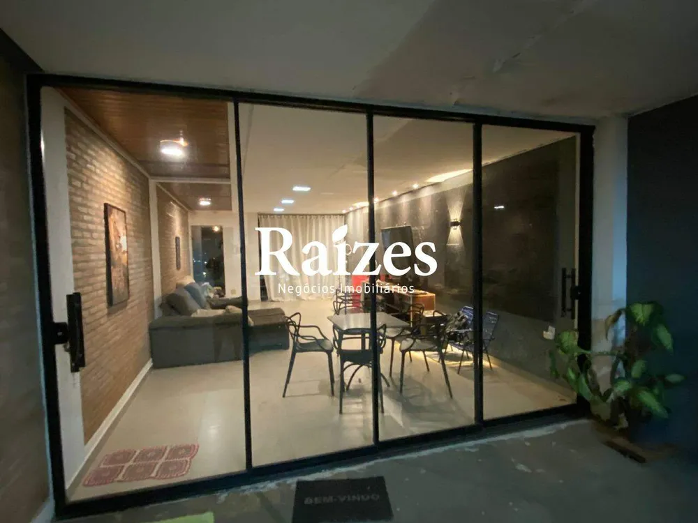 Casa, 2 quartos, 210 m² - Foto 1