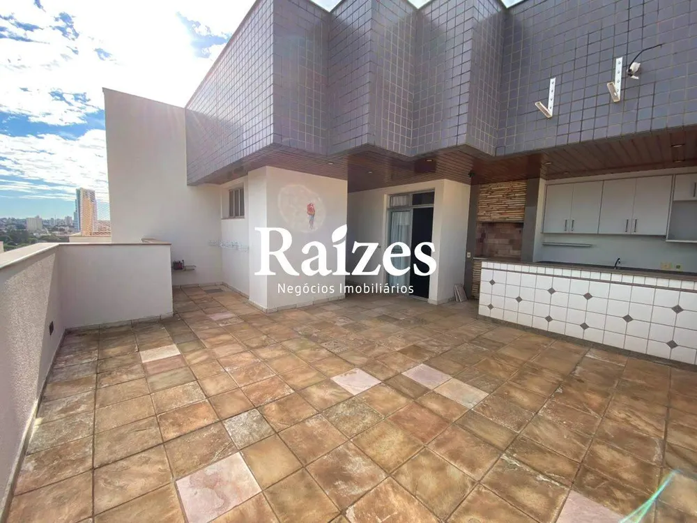 Cobertura, 3 quartos, 240 m² - Foto 1