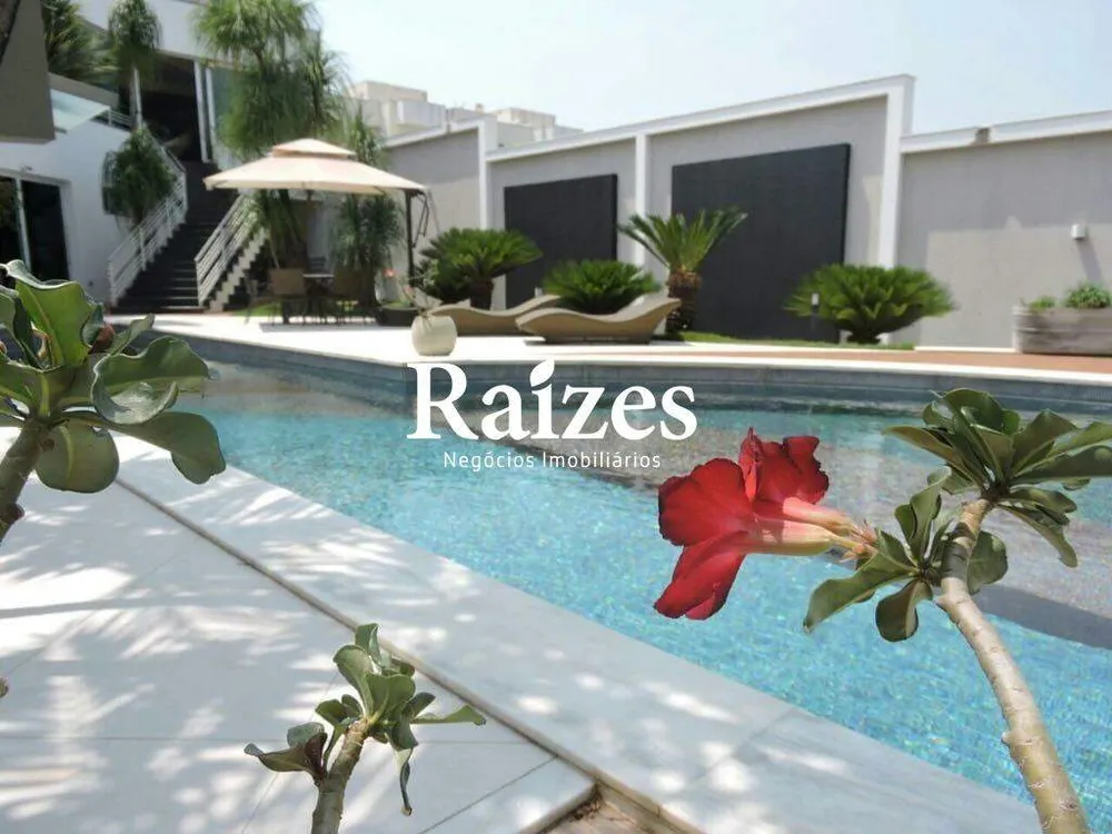 Casa, 5 quartos, 626 m² - Foto 1