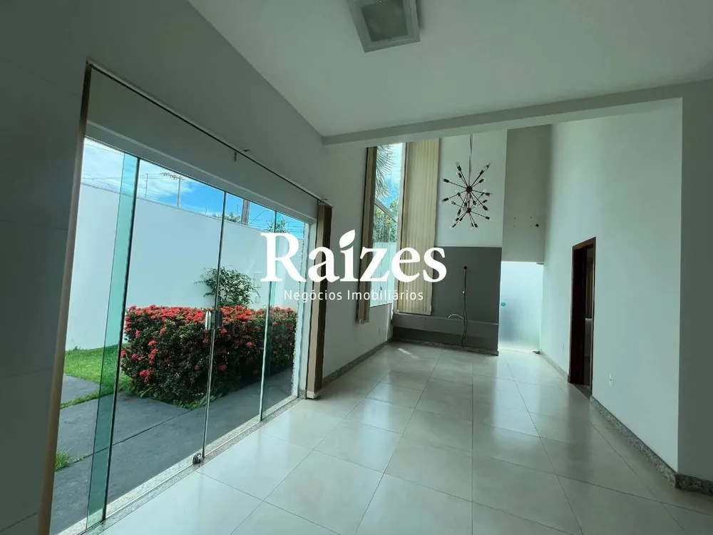 Casa, 3 quartos, 240 m² - Foto 1