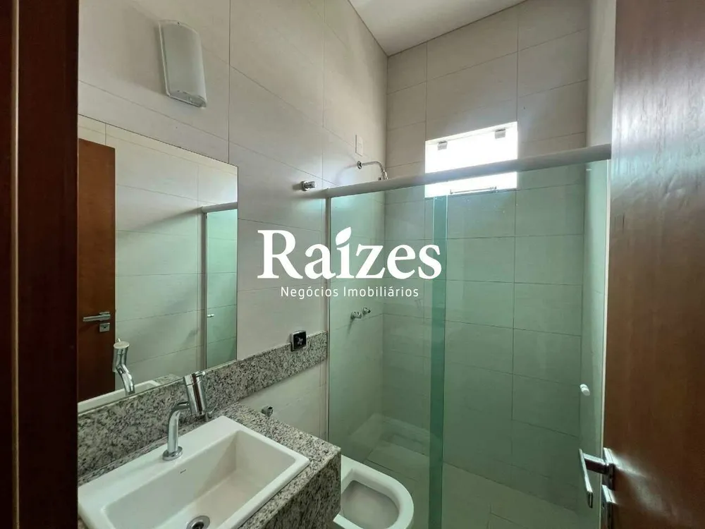 Casa, 3 quartos, 240 m² - Foto 3