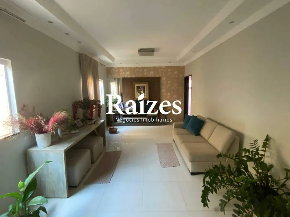Casa, 3 quartos, 250 m² - Foto 1