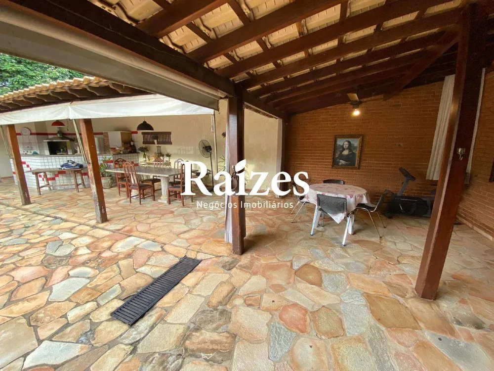 Casa, 3 quartos, 240 m² - Foto 1