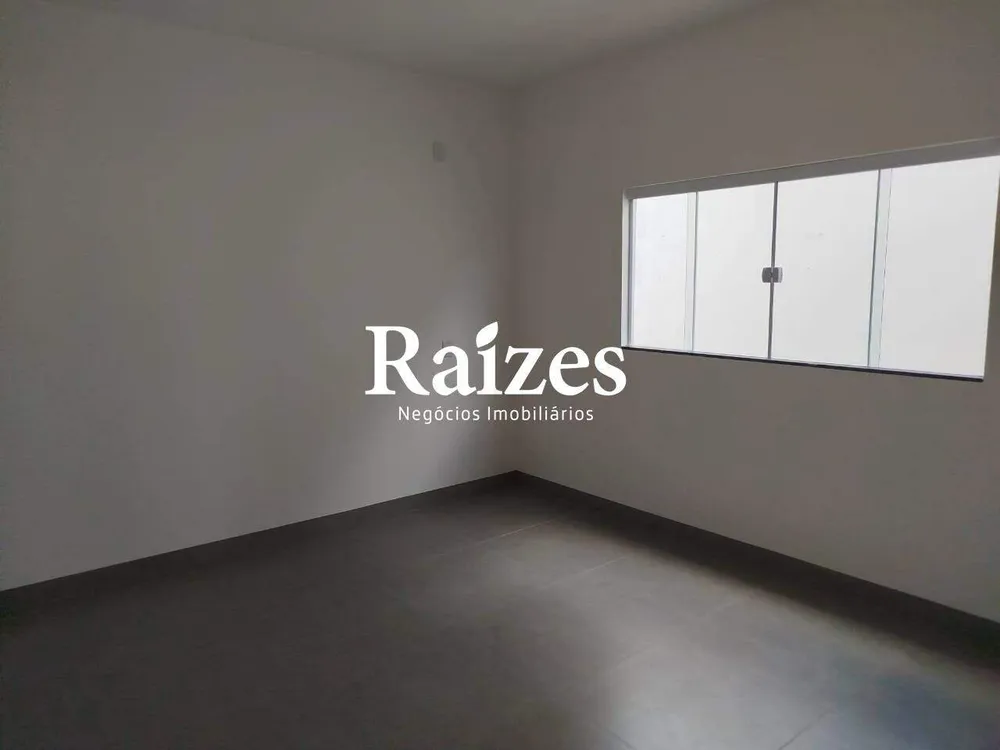 Casa, 3 quartos, 250 m² - Foto 2
