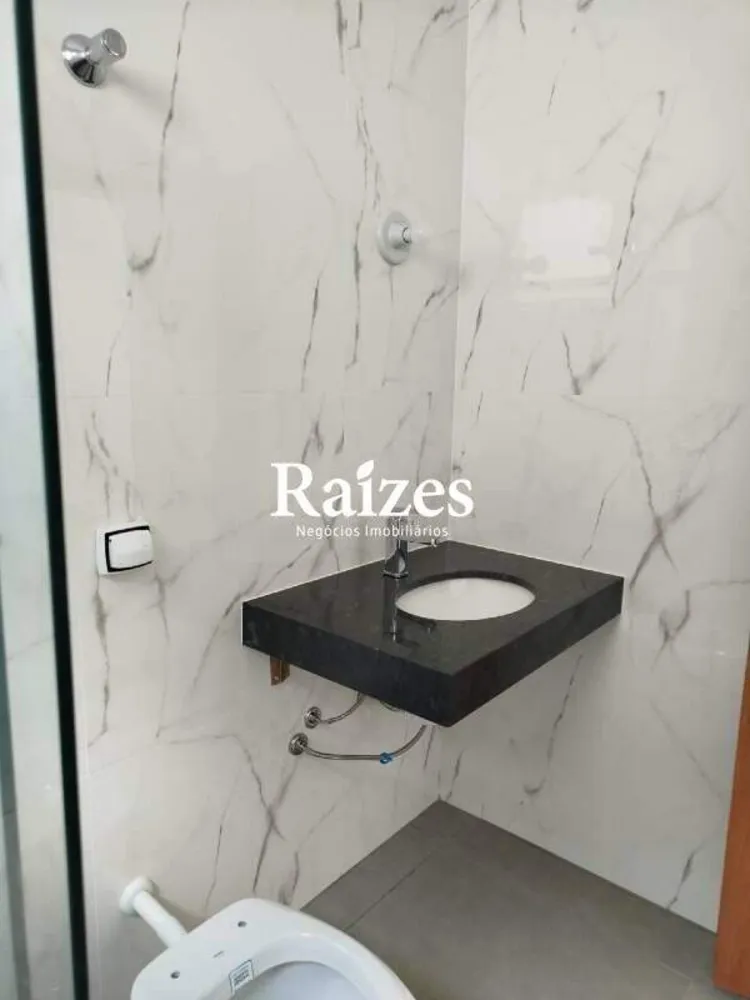 Casa, 3 quartos, 250 m² - Foto 1