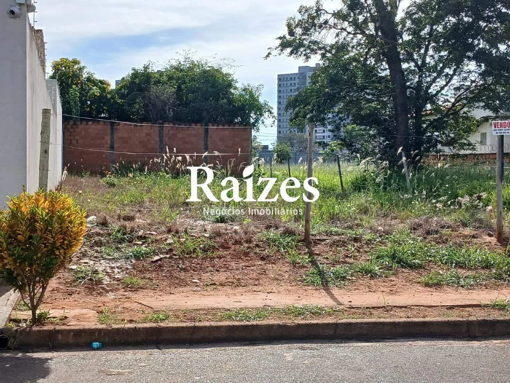 Terreno, 300 m² - Foto 1