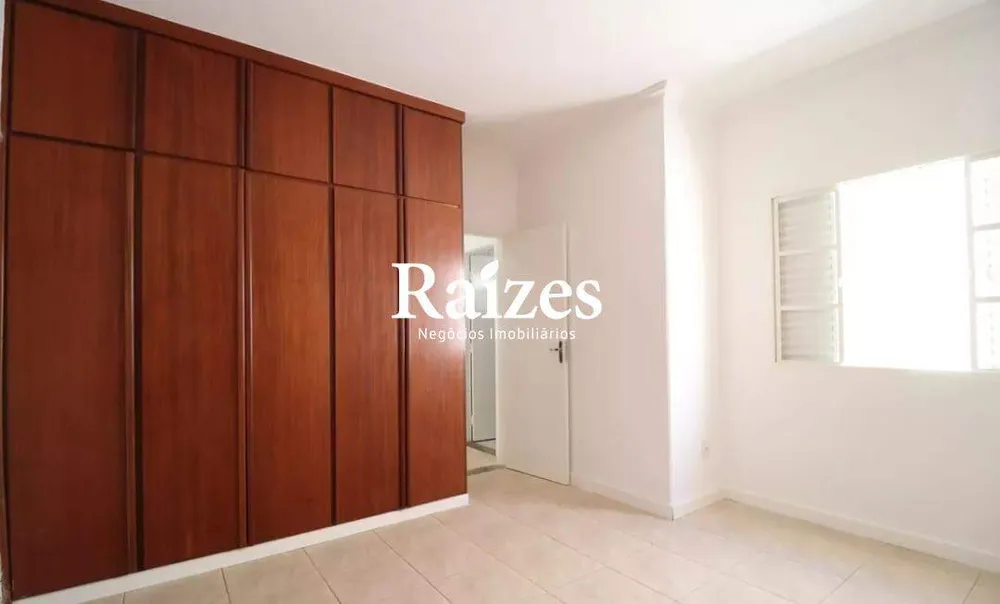 Casa, 3 quartos, 210 m² - Foto 2