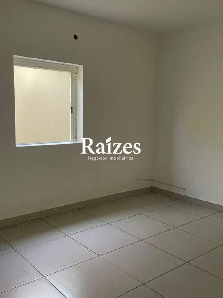 Casa, 1 quarto, 300 m² - Foto 3