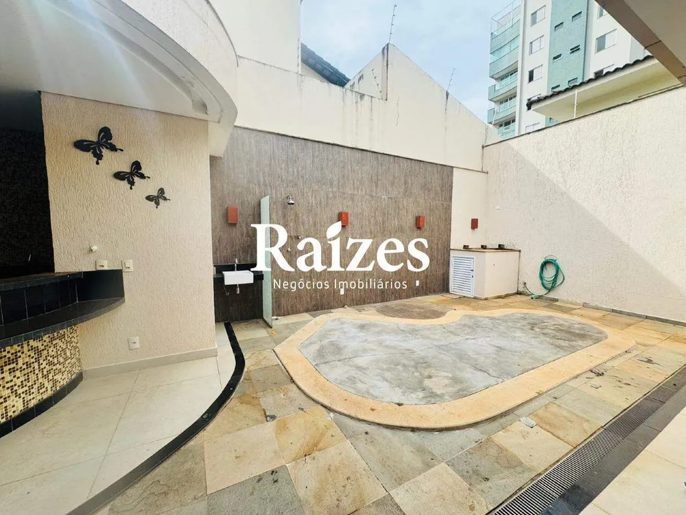 Casa, 4 quartos, 300 m² - Foto 4