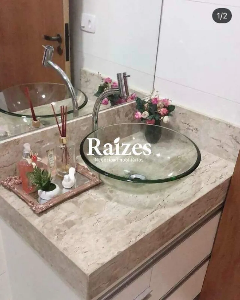 Casa, 3 quartos, 174 m² - Foto 1