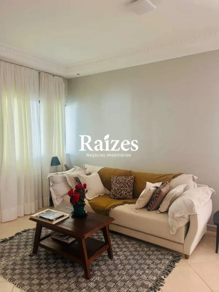 Casa, 3 quartos, 238 m² - Foto 3