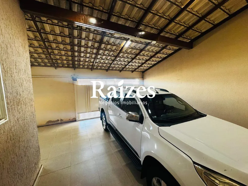 Casa, 4 quartos, 220 m² - Foto 4