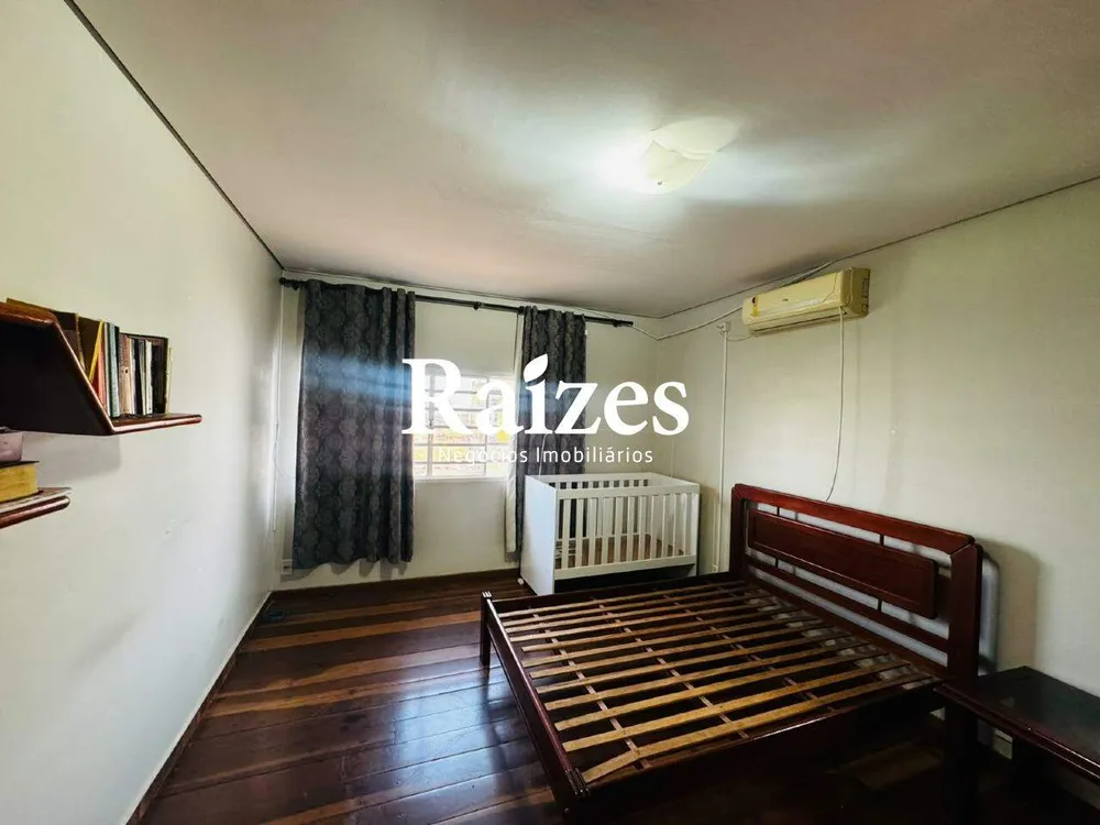 Casa, 4 quartos, 220 m² - Foto 3